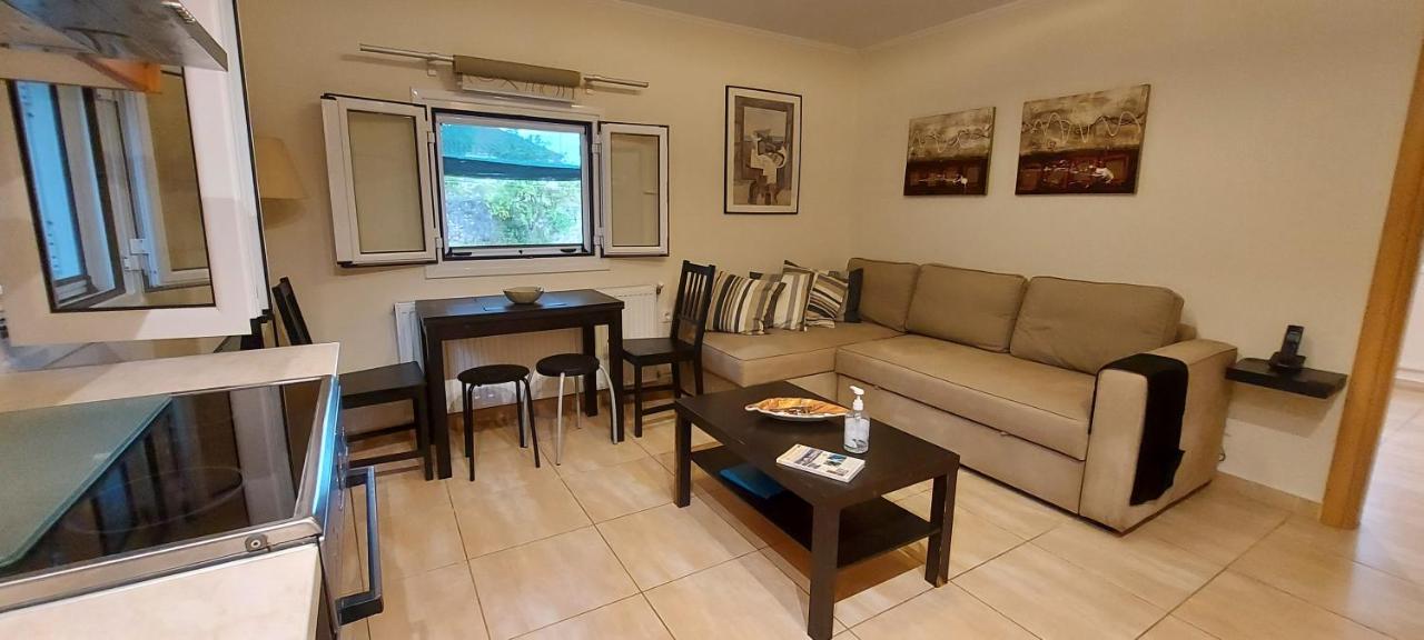 The Seasons Of Nickolas Apartment Agia Efimia